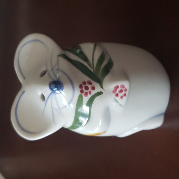 Vintage Mouse Cheese Shaker by N.S. Gustin Co. - Picture 1 of 6